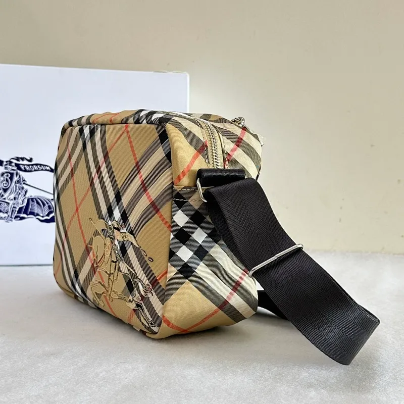 All categories Burberry women's bags (Burberry) Burberry 382