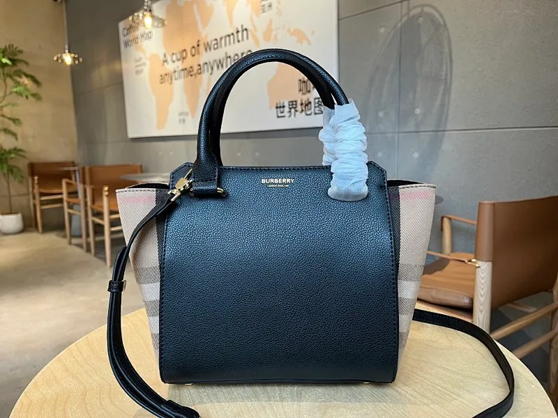 All categories Burberry women's bags (Burberry) Burberry 6609