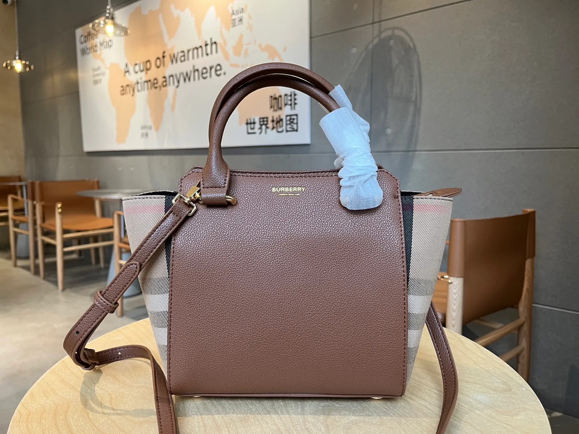 All categories Burberry women's bags (Burberry) Burberry 6609