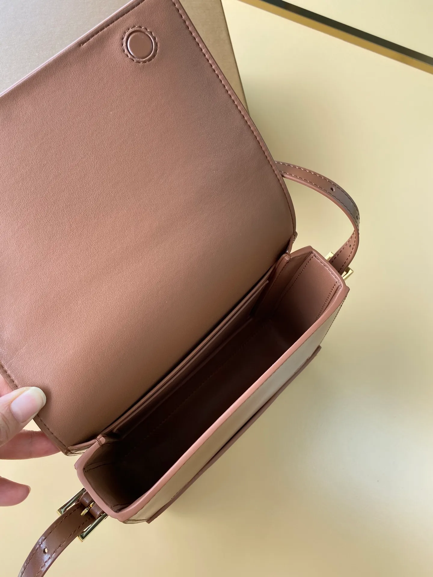 All categories Burberry women's bags (Burberry) Burberry original order 595155