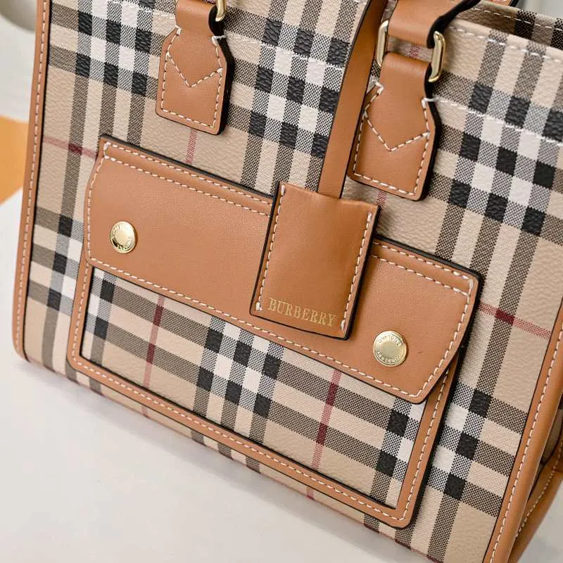 All categories Burberry women's bags (Burberry) Burberry 3325