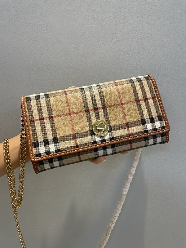 All categories Burberry women's bags (Burberry) Burberry 396