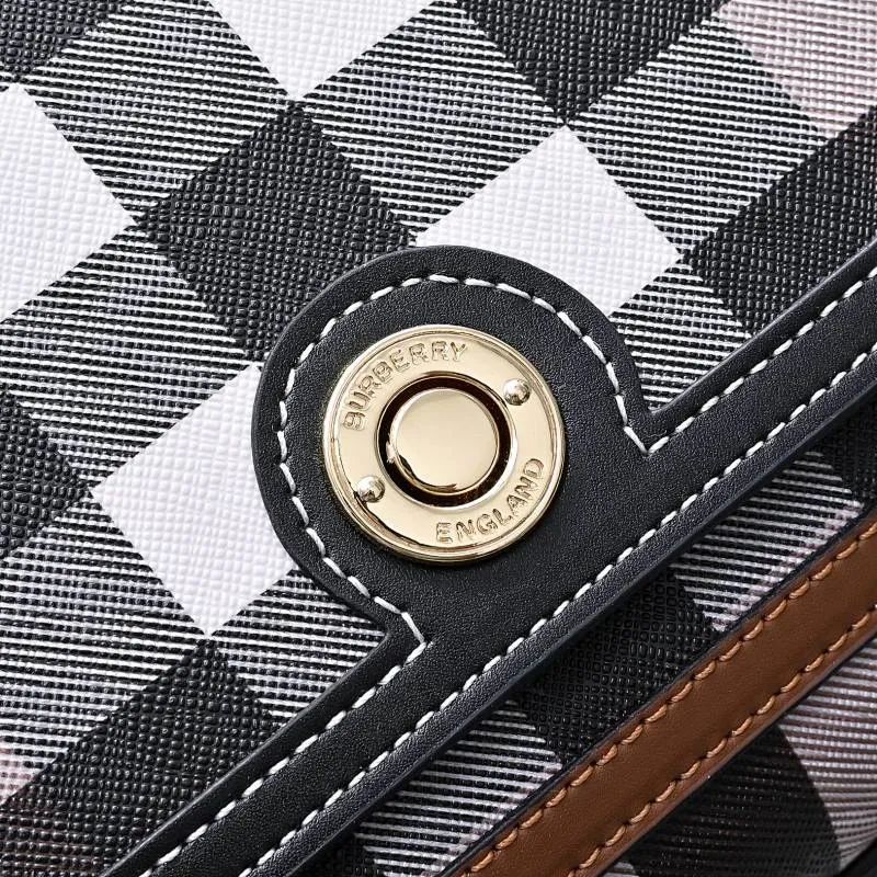 All categories Burberry women's bags (Burberry) Burberry 2517