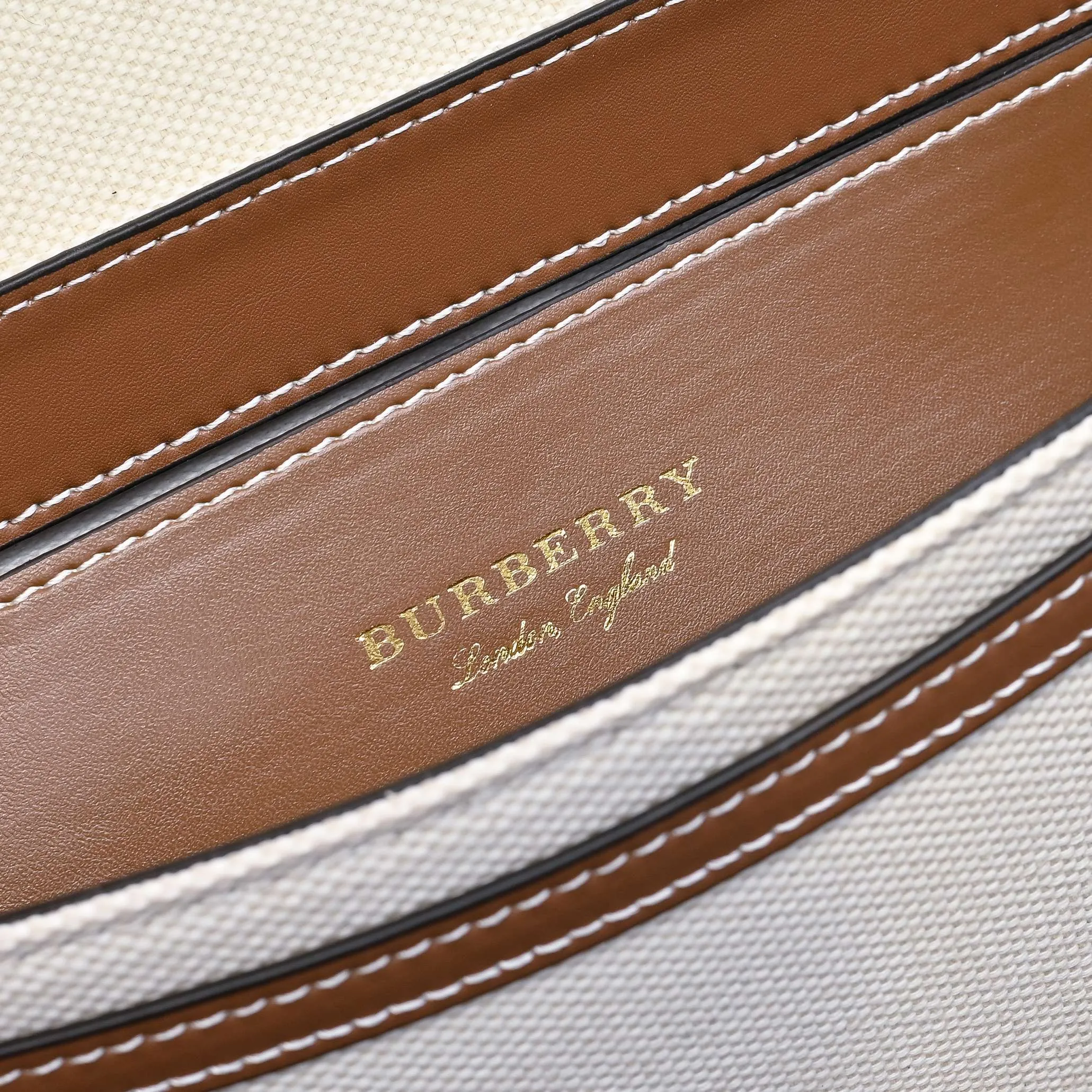 All categories Burberry women's bags (Burberry) Burberry 2517