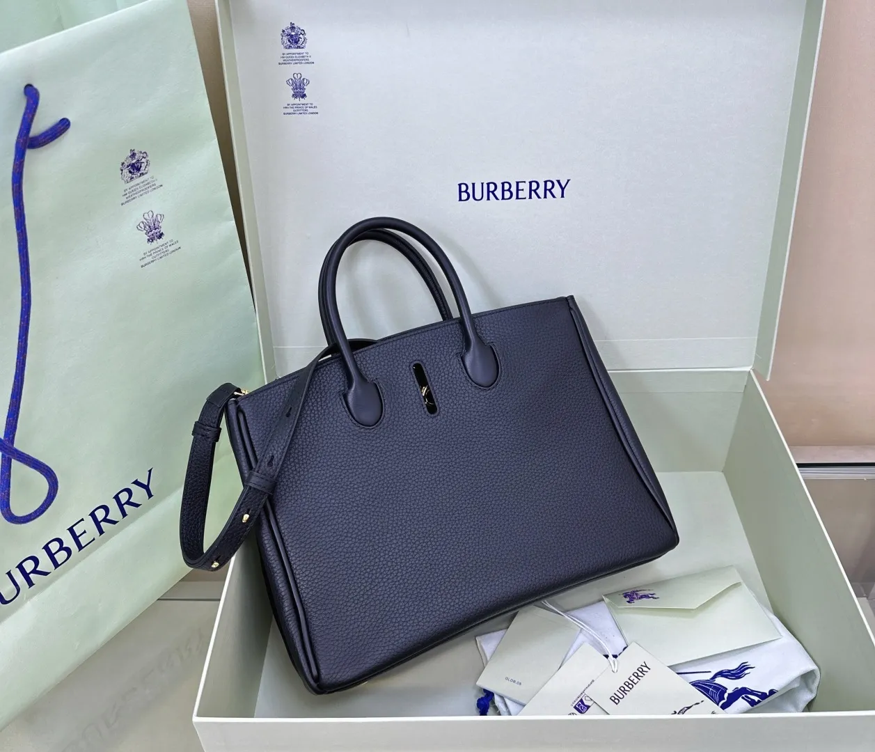 All Categories Burberry Women's Bags (Burberry) Burberry Original Order 4011