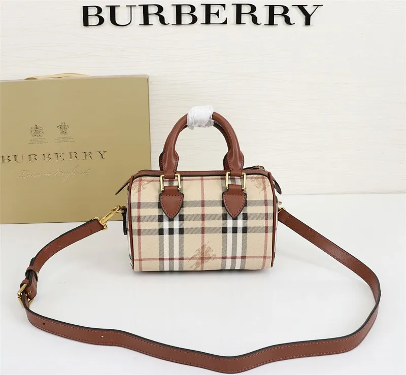 All categories Burberry women's bags (Burberry) Burberry 1218