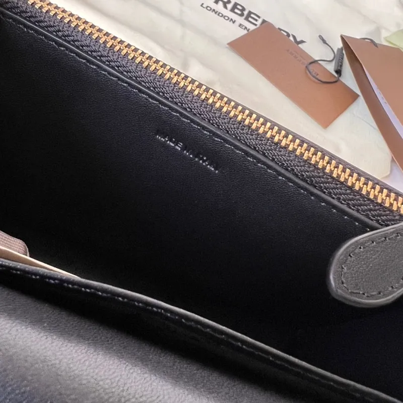 All categories Burberry women's bags (Burberry) Burberry 18696