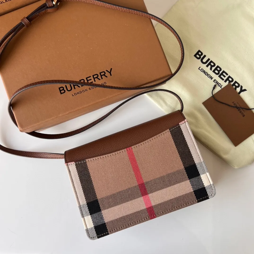All categories Burberry women's bags (Burberry) Burberry 18696