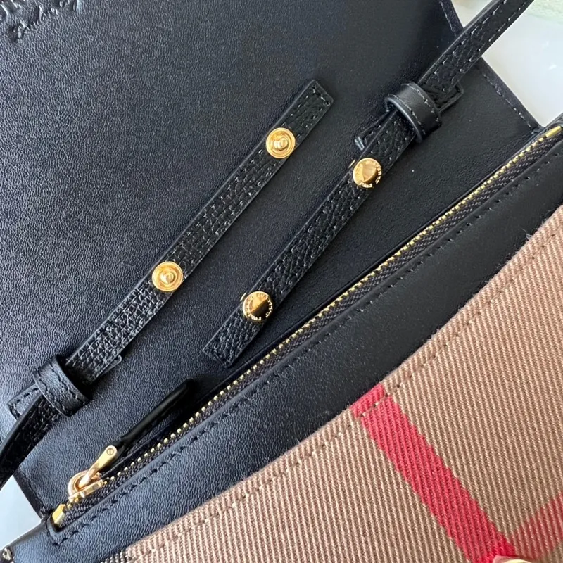All categories Burberry women's bags (Burberry) Burberry 18696