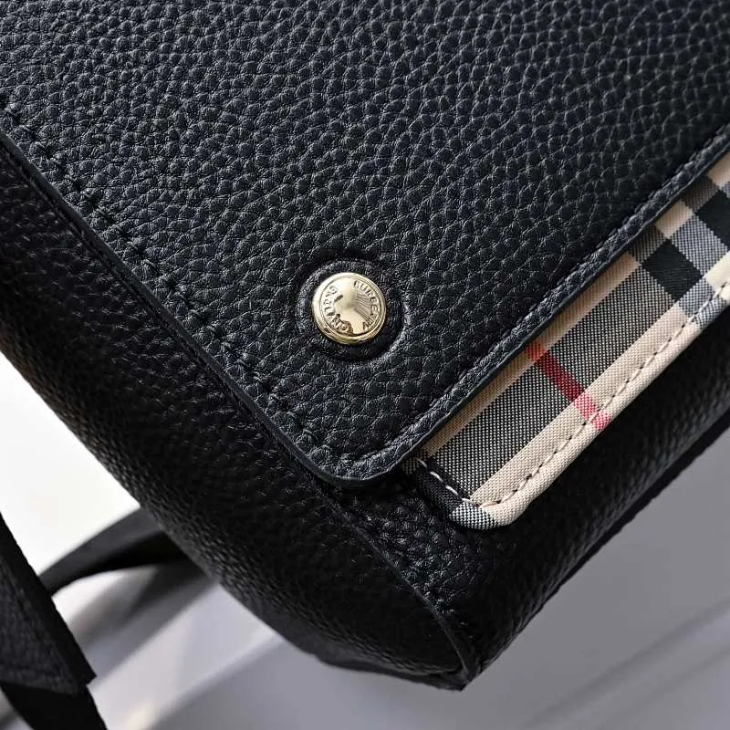All categories Burberry women's bags (Burberry) Burberry 2527