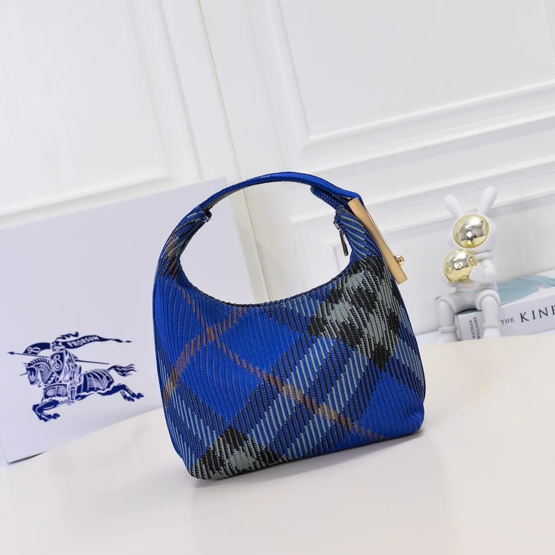 All categories Burberry women's bags (Burberry) Burberry 8382
