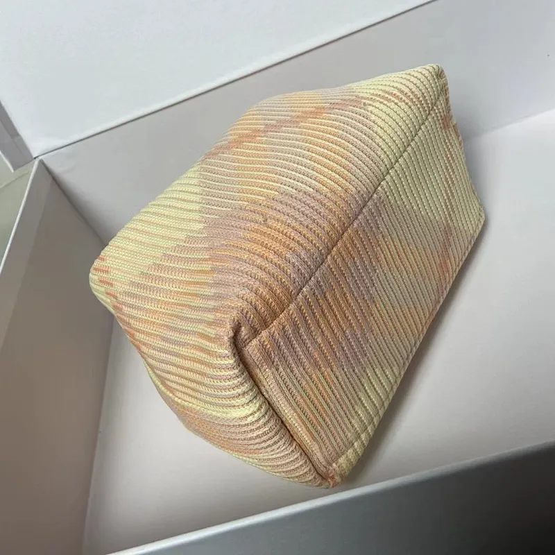 All categories Burberry women's bags (Burberry) Burberry 215