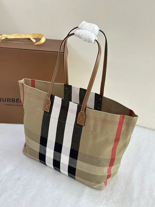 All Categories Burberry Women's Bags Burberry Original Order 355