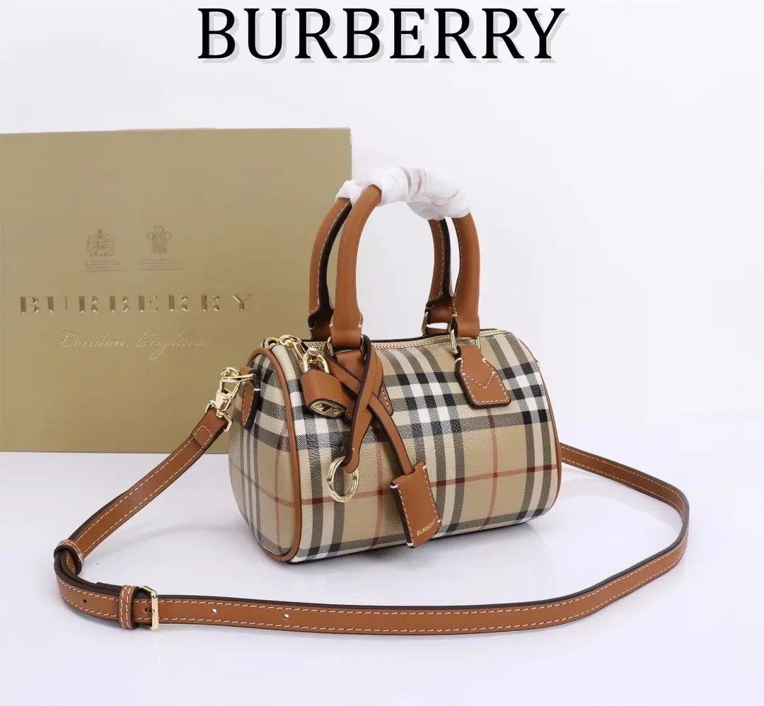 All categories Burberry women's bags (Burberry) Burberry 7088
