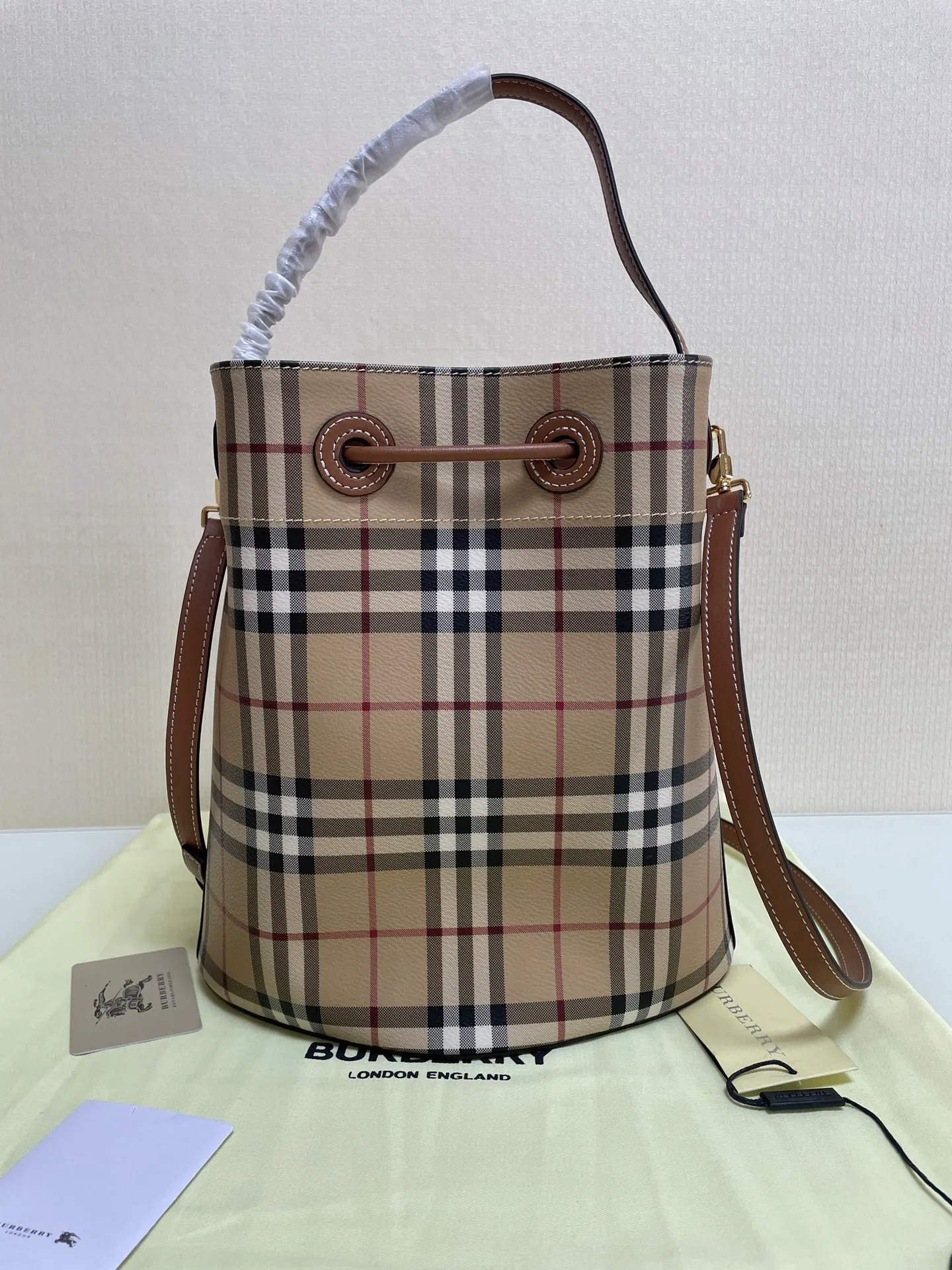 All categories Burberry women's bags (Burberry) Burberry 3303