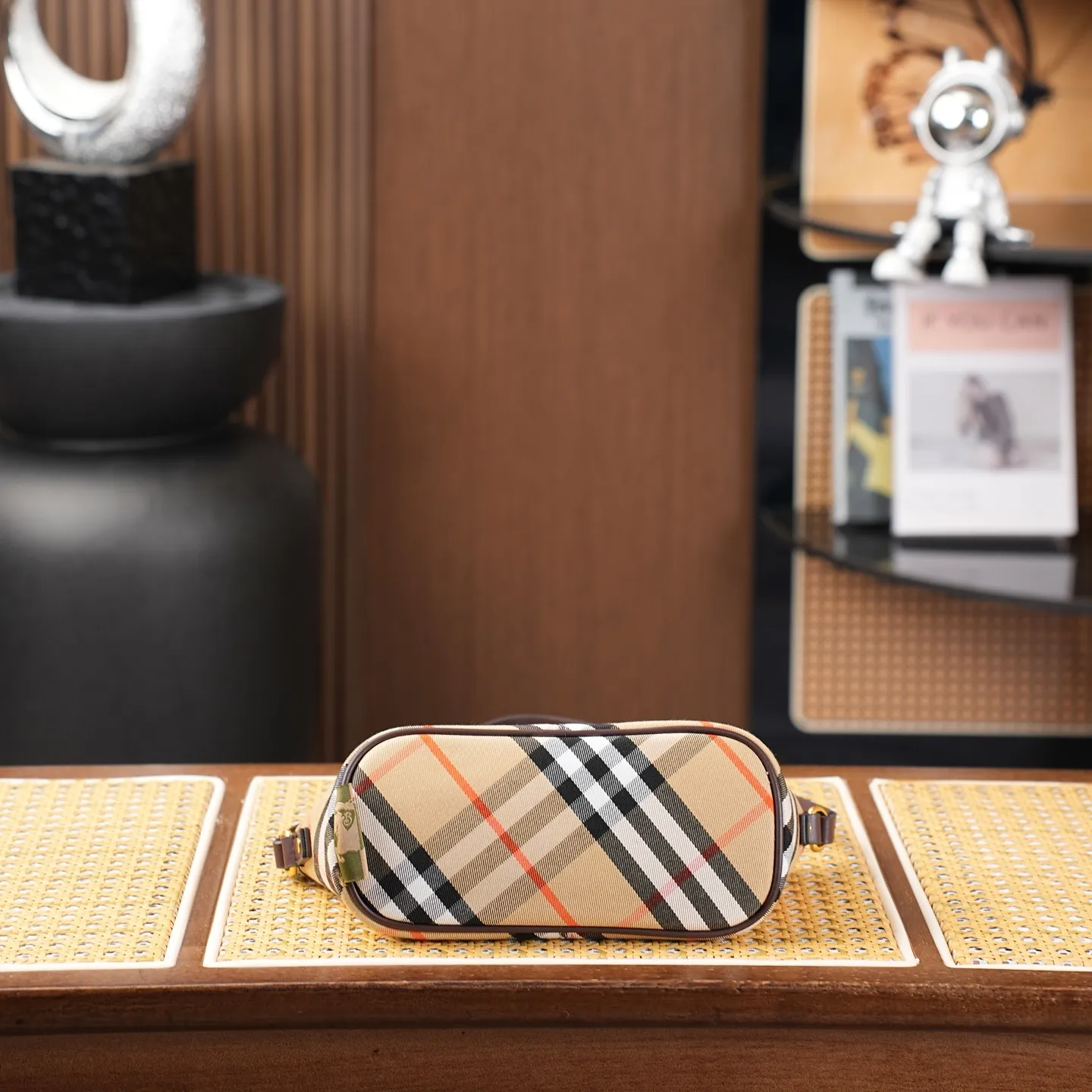 All categories Burberry women's bags (Burberry) Burberry 8393
