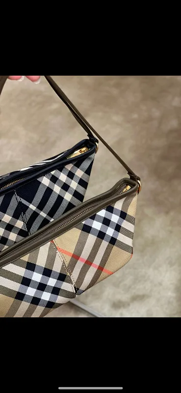 All categories Burberry women's bags (Burberry) Burberry 8393