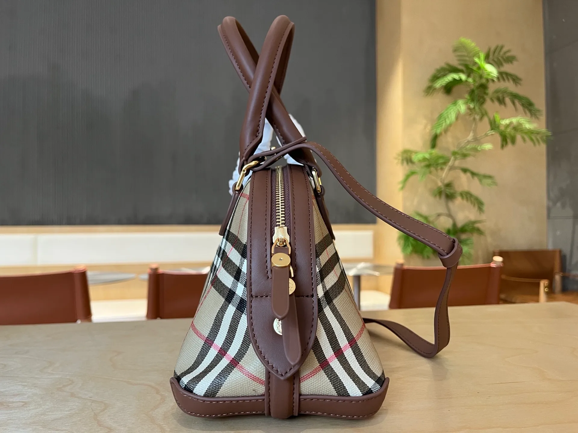 All categories Burberry women's bags (Burberry) Burberry original order 4644