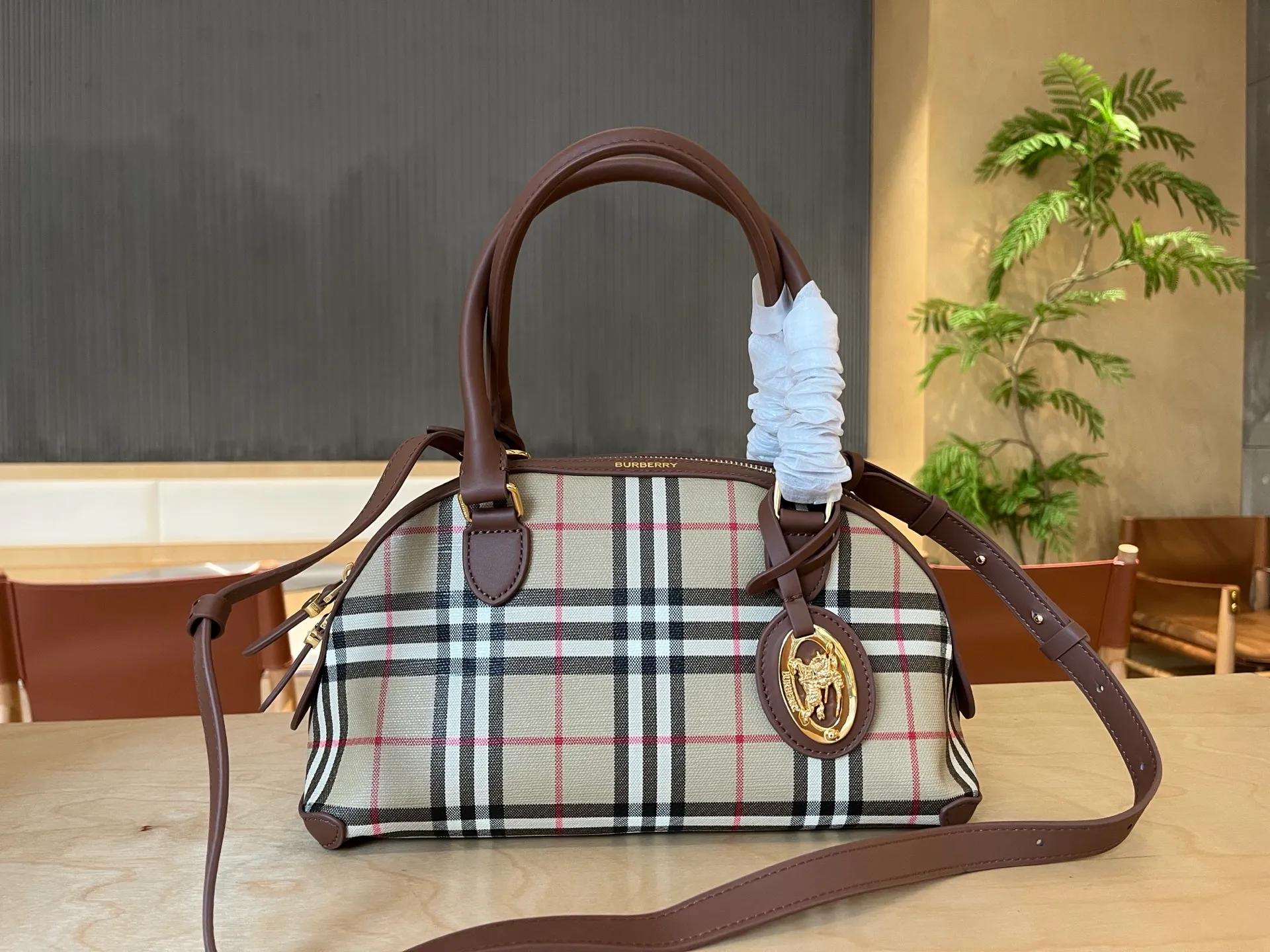 All categories Burberry women's bags (Burberry) Burberry original order 4644