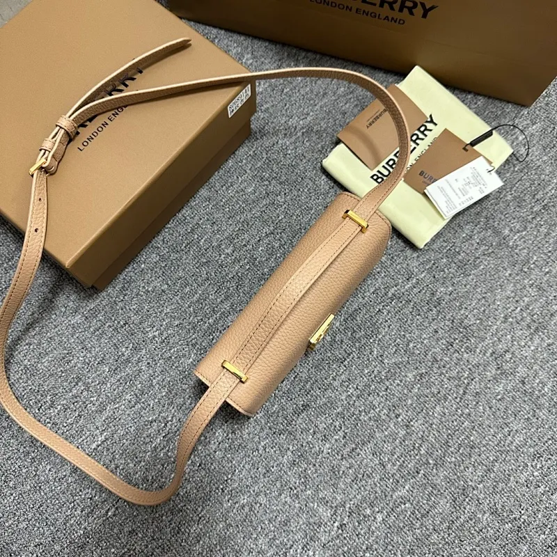 All categories Burberry women's bags (Burberry) Burberry original order 9141