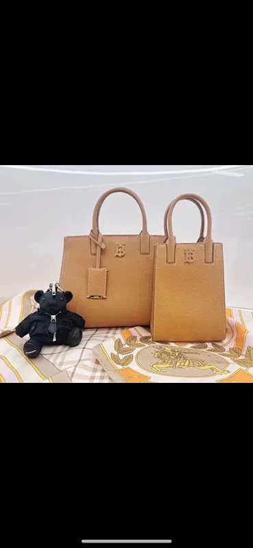 All categories Burberry women's bags (Burberry) Burberry original order 9141