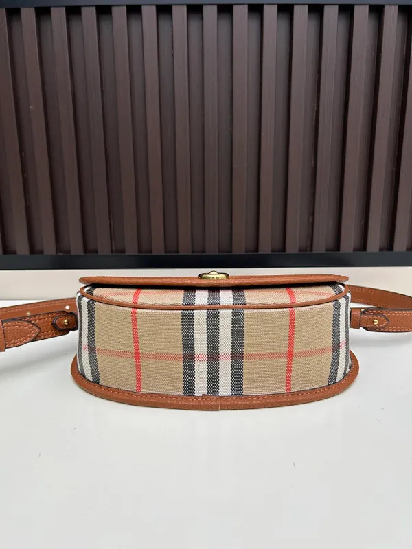 All categories Burberry women's bags (Burberry) Burberry 8996
