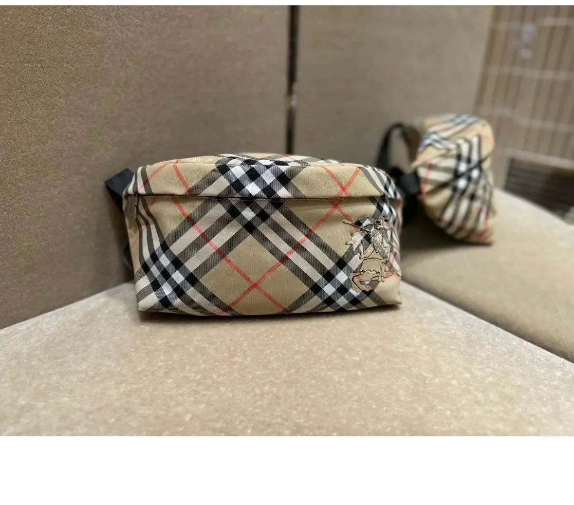 All categories Burberry women's bags (Burberry) Burberry 7801