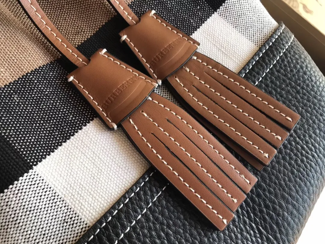 All categories Burberry women's bags (Burberry) Burberry original order 5541