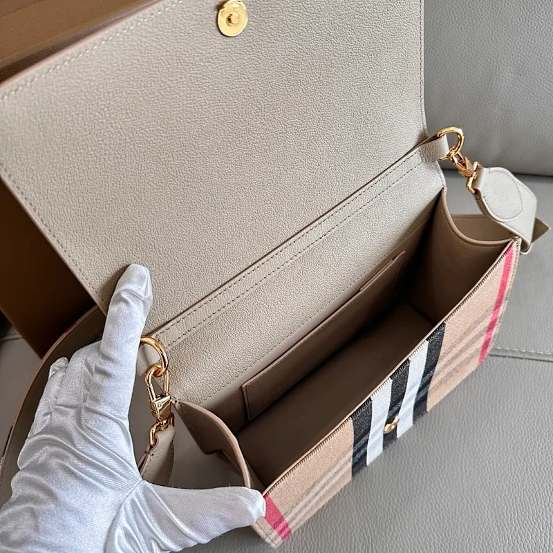All Categories Official Website "Brand Women's Bags" Women's Bags 💙 Burberry 2025 New Burberry Crossbody Bag