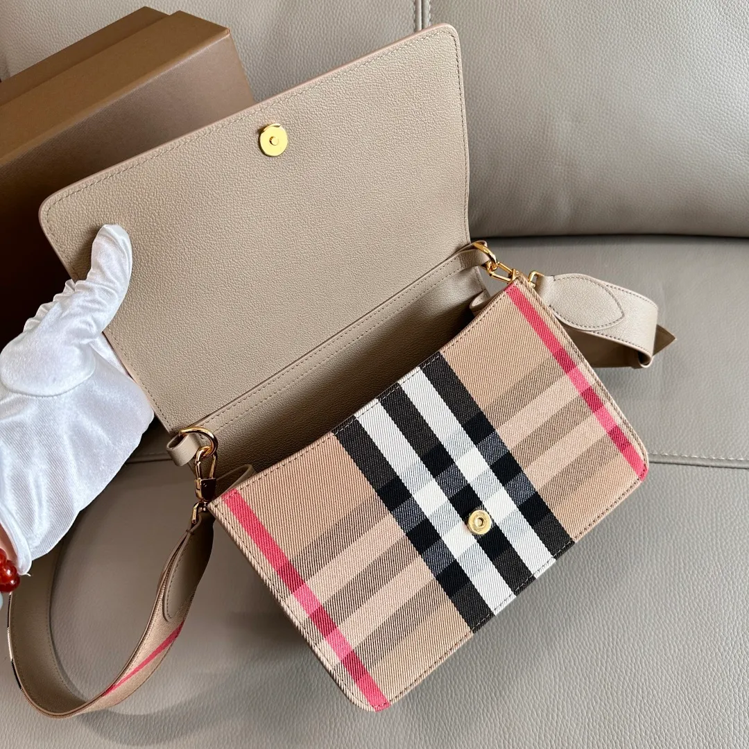 All Categories Official Website "Brand Women's Bags" Women's Bags 💙 Burberry 2025 New Burberry Crossbody Bag
