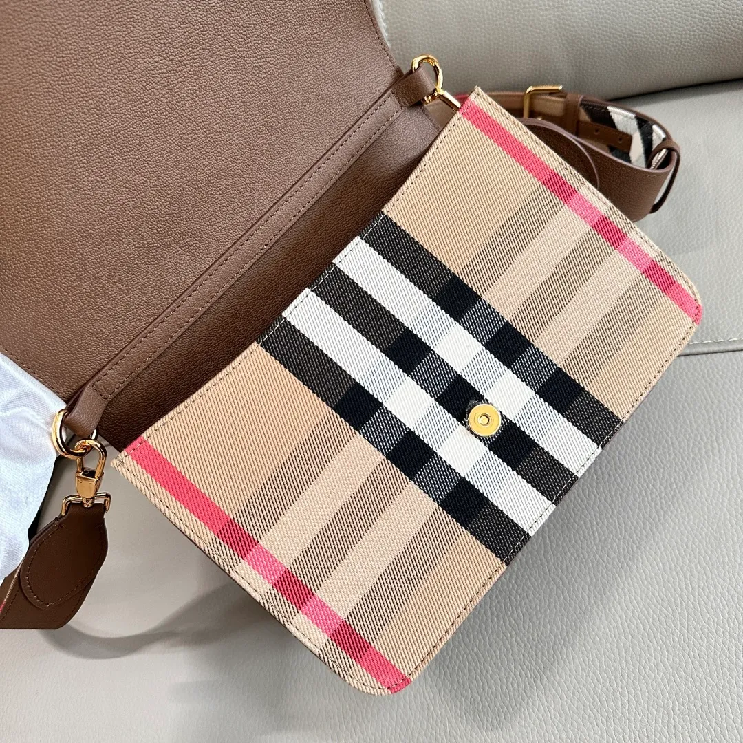 All Categories Official Website "Brand Women's Bags" Women's Bags 💙 Burberry 2025 New Burberry Crossbody Bag