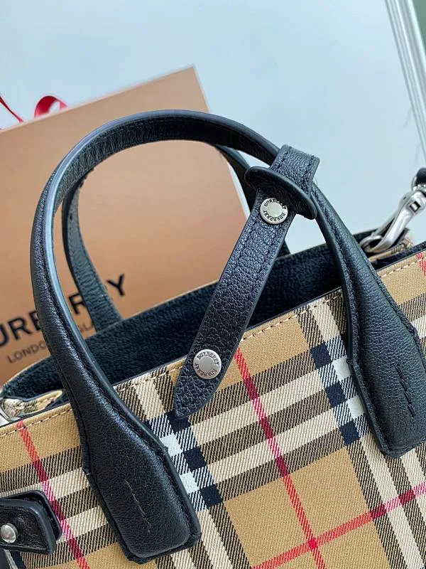 All Categories Burberry Women's Bags Burberry Original Order 6371