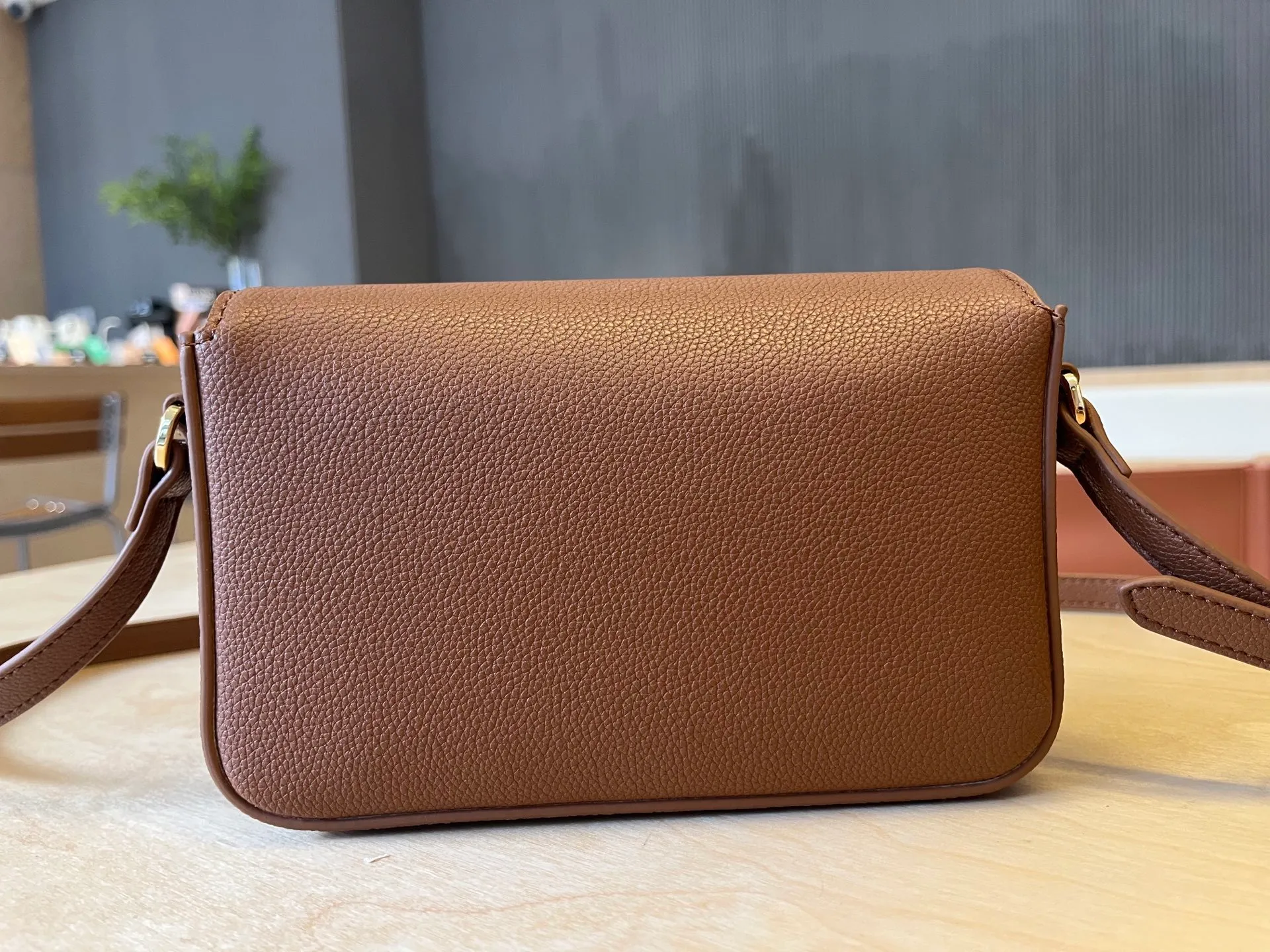 All categories Burberry women's bags (Burberry) Burberry 6606