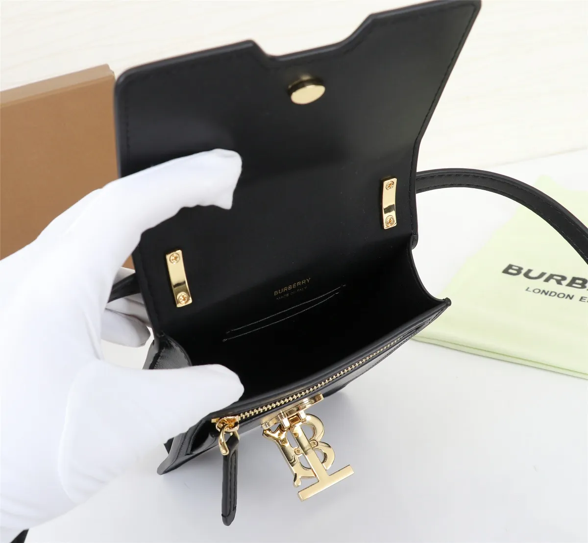 All categories Burberry women's bags (Burberry) Burberry 112