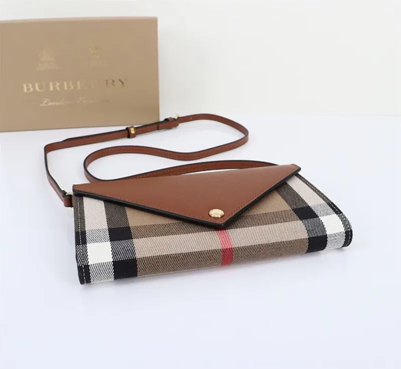 All categories Burberry women's bags (Burberry) Burberry 13511
