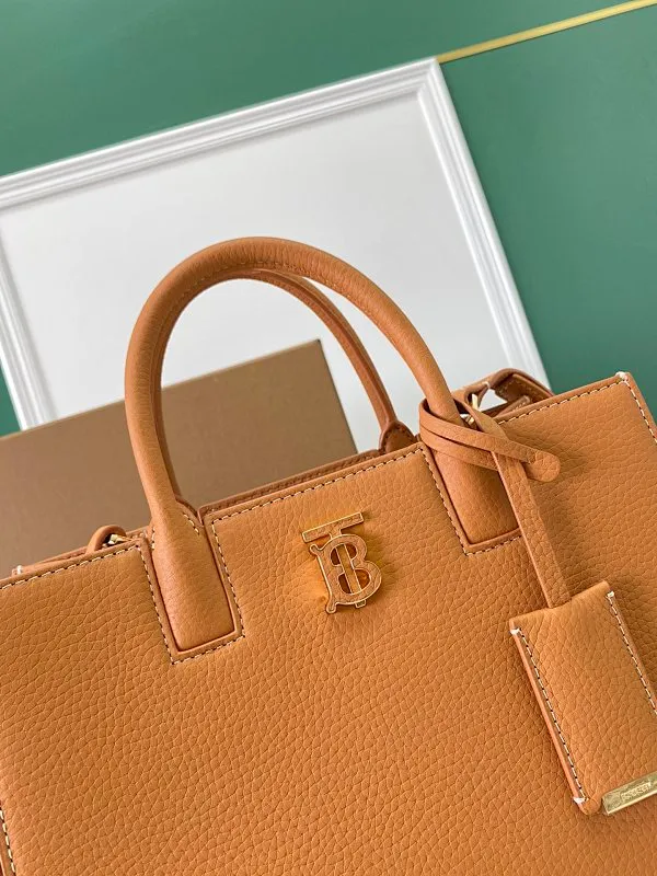 All Categories Burberry Women's Bags Burberry Original Order 0441