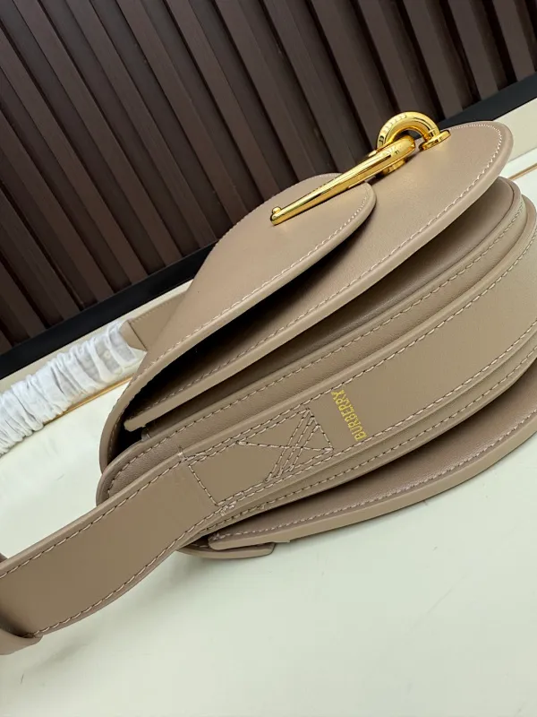 All categories Burberry women's bags (Burberry) Burberry 1H8936