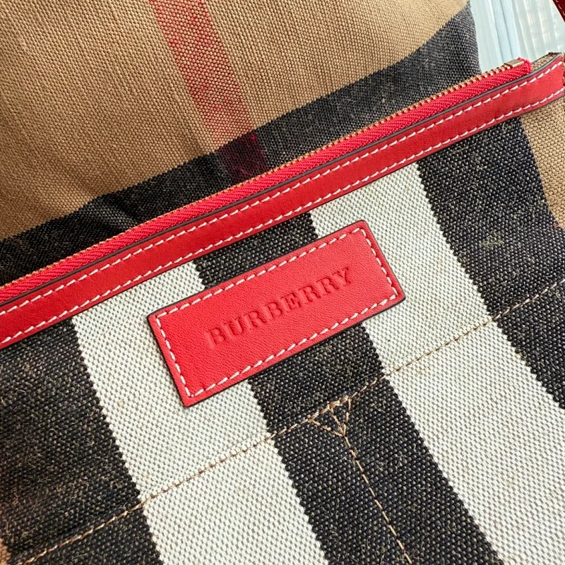 All Categories Official Website "Brand Women's Bags" Women's Bags 💙 Burberry 2025 New Burberry Crossbody Bag