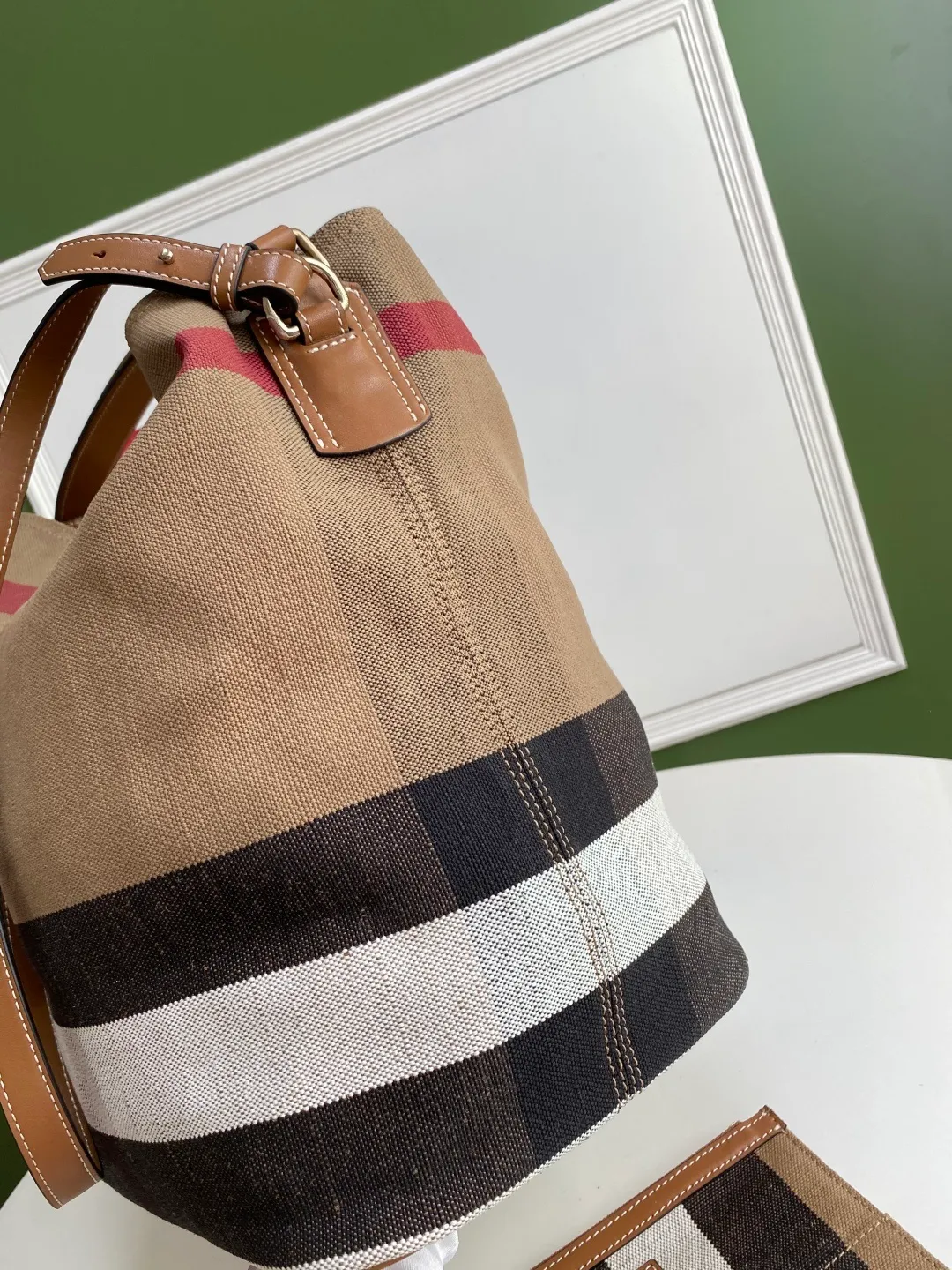 All Categories Official Website "Brand Women's Bags" Women's Bags 💙 Burberry 2025 New Burberry Crossbody Bag