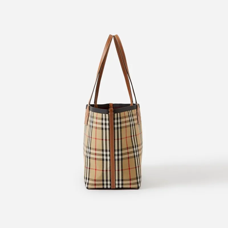 All categories Burberry women's bags (Burberry) Burberry 8379