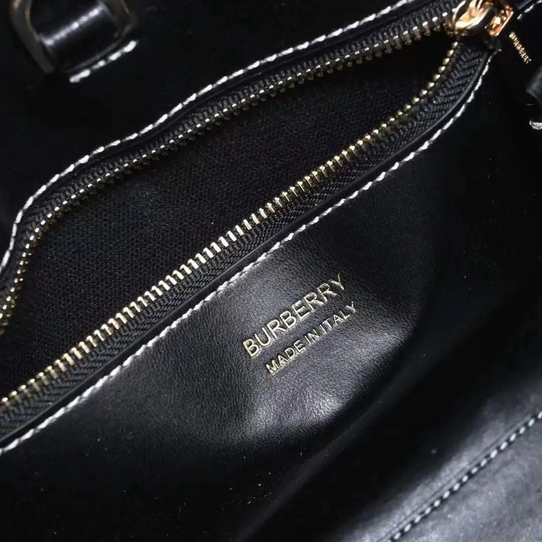 All categories Burberry women's bags (Burberry) Burberry 8376