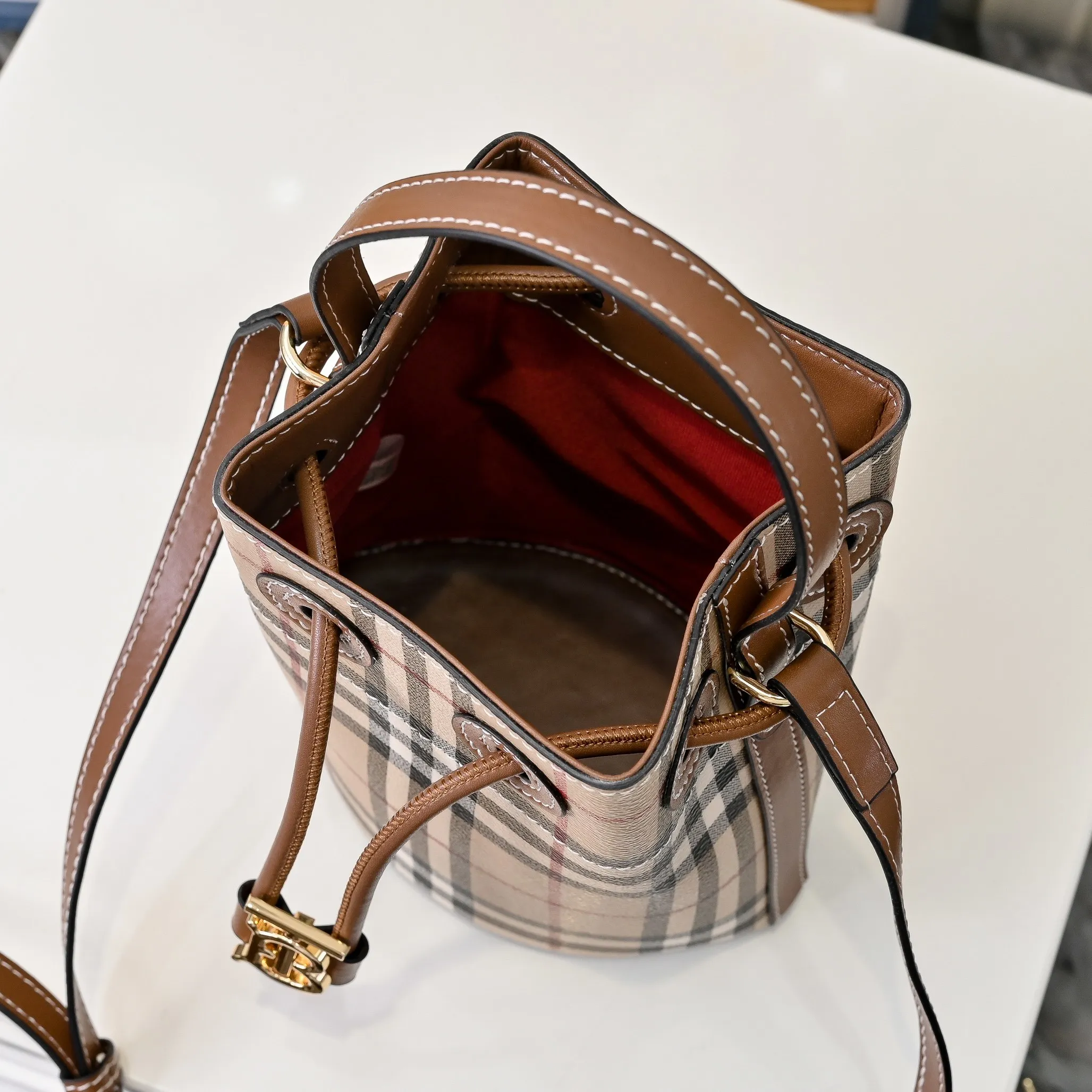All categories Burberry women's bags (Burberry) Burberry 1520