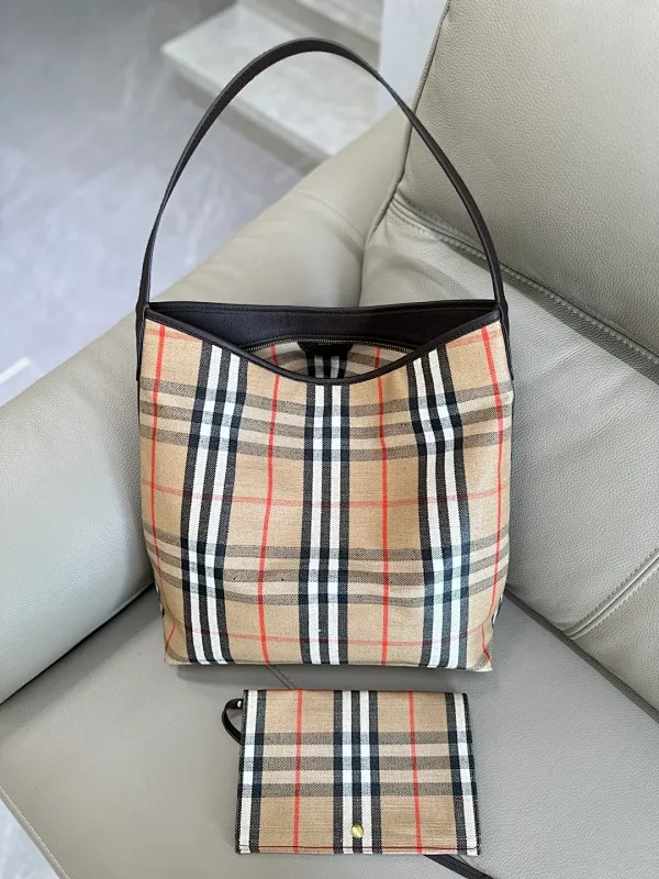 All categories Burberry women's bags (Burberry) Burberry original order 1951