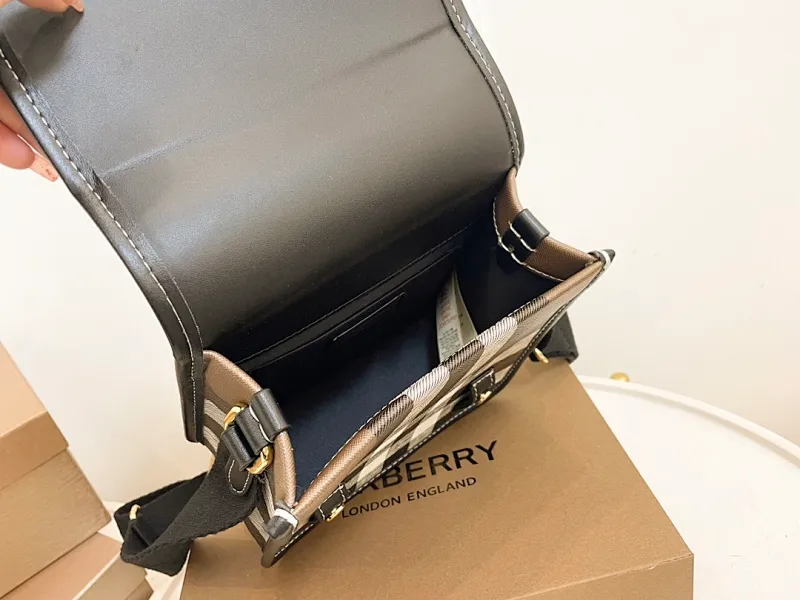 All Categories Official Website "Brand Women's Bags" Women's Bags 💙 Burberry 2023 New Burberry Crossbody Bag