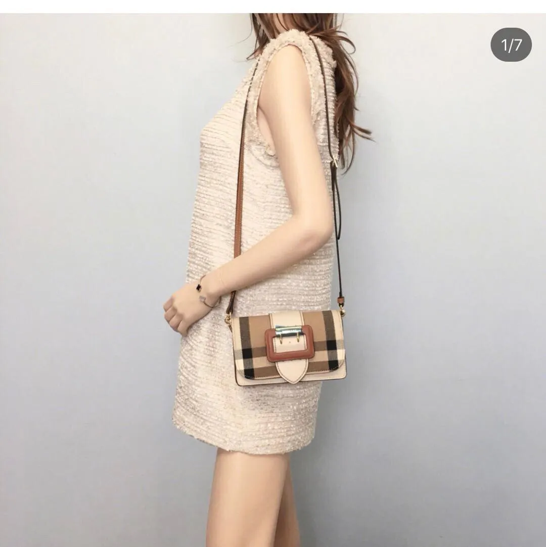 All Categories Official Website "Brand Women's Bags" Women's Bags 💙 Burberry 2022 official new model B's The Buckle buckle bag wholesale 58002000