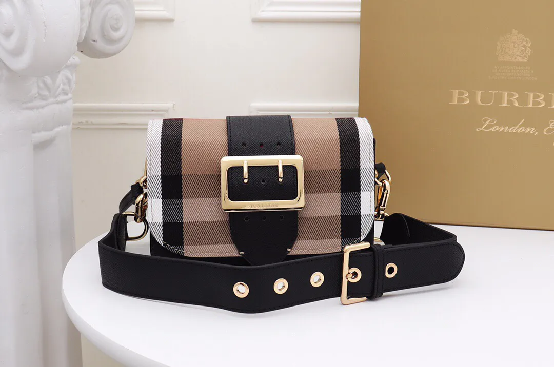 All Categories Official Website "Brand Women's Bags" Women's Bags 💙 Burberry 2022 official new model B's The Buckle buckle bag wholesale 58002000