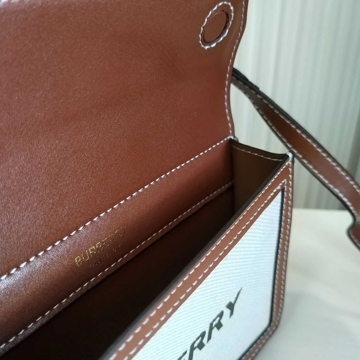 All Categories Official Website "Brand Women's Bags" Women's Bags 💙 Burberry 2024 New Burberry Crossbody Bag