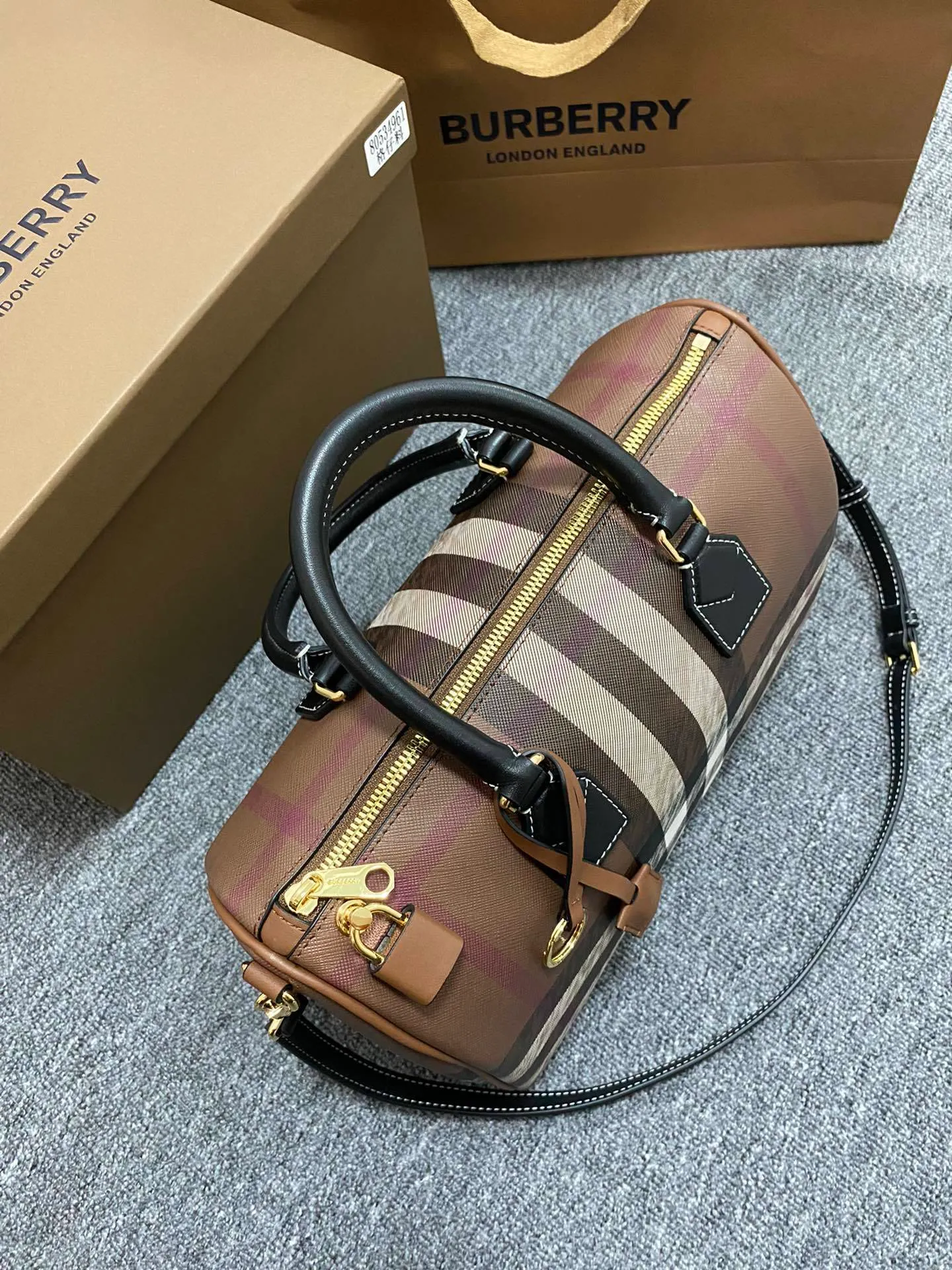 All categories Burberry women's bags (Burberry) Burberry 7089