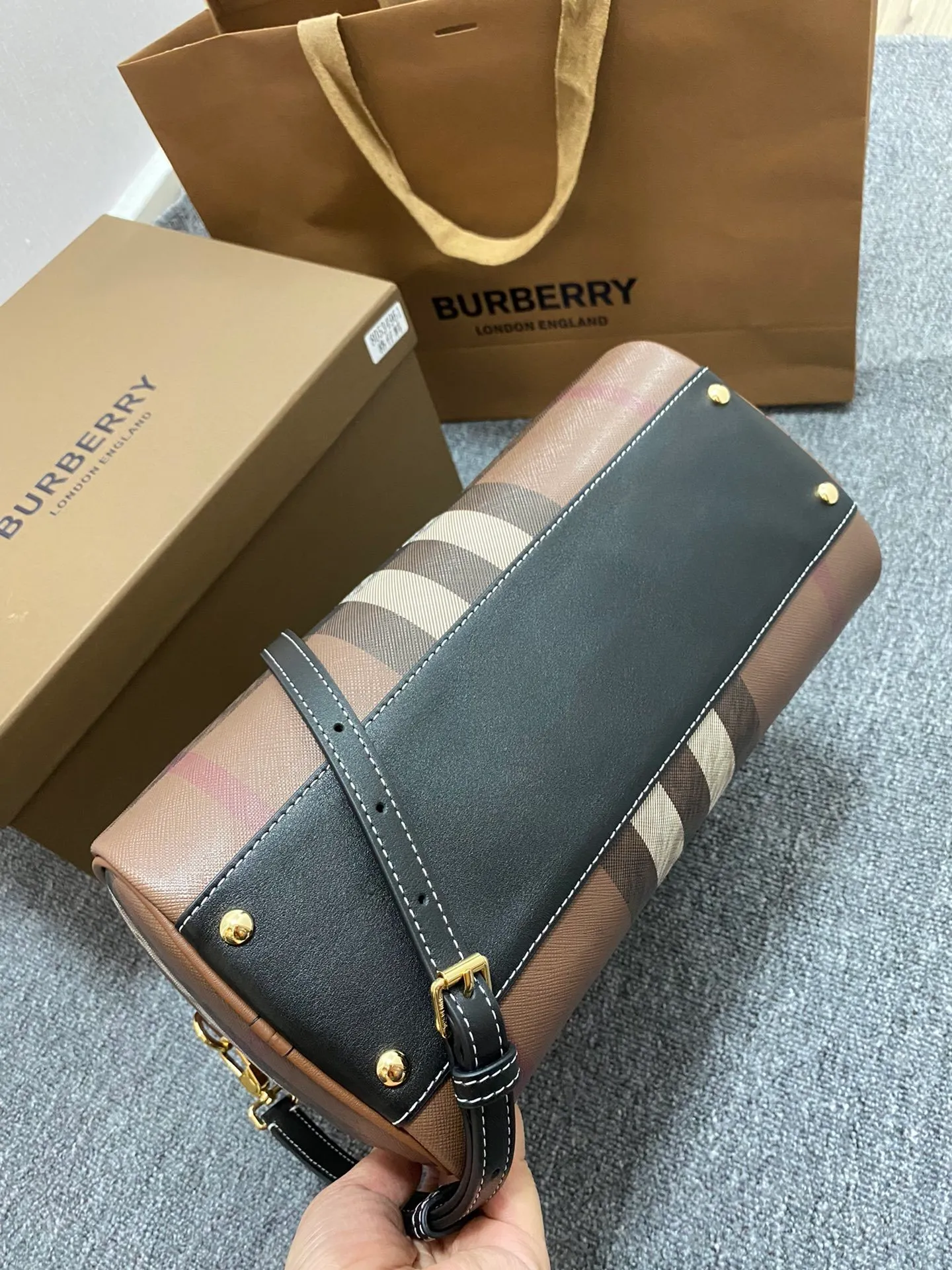 All categories Burberry women's bags (Burberry) Burberry 7089