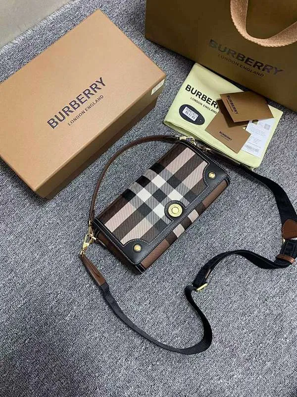 All categories Burberry women's bags (Burberry) Burberry 8380